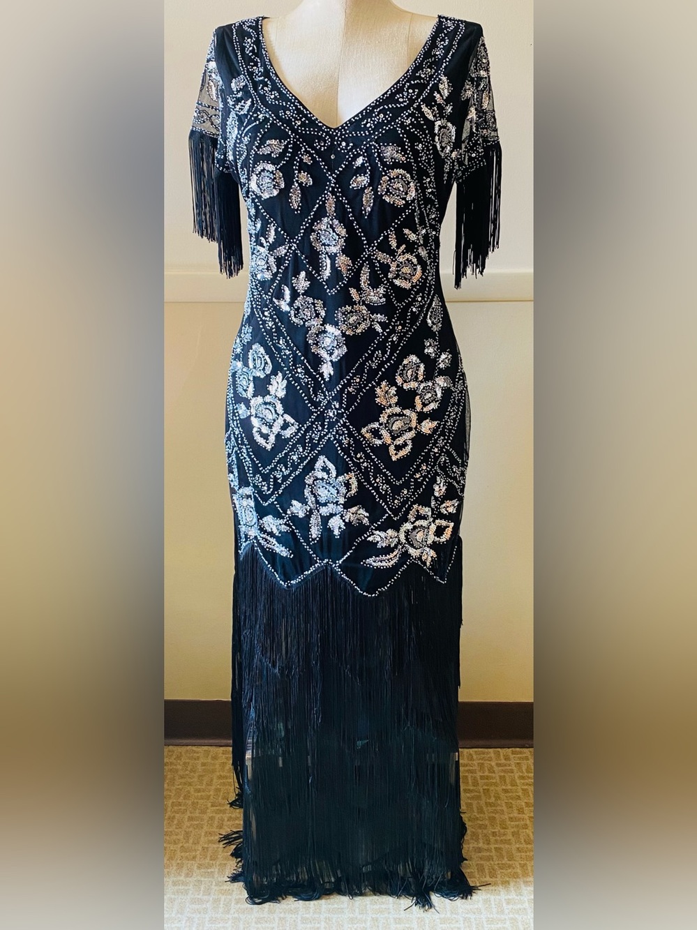 1920s style Babeyond Black Beaded Fringe Flapper Evening Dress